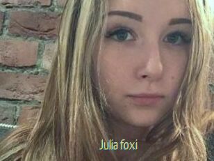 Julia_foxi