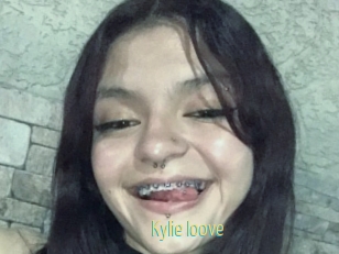 Kylie_loove