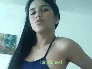 LunaBonnet