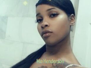 Mia_Henderson