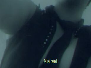 Mia_bad