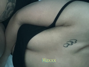 Miaxxx