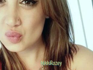 Nikki_Rozey