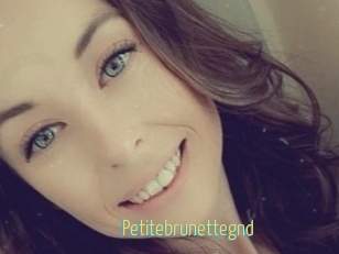 Petitebrunettegnd